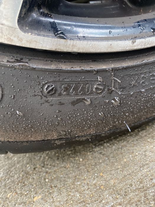 Roți BMW e46 ,am 2 seturi