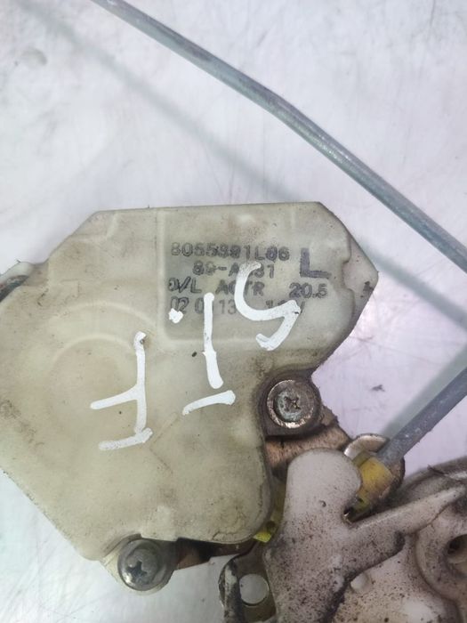 Broasca usa stanga fata cu maner 8055391L66 Nissan Terrano R50 [1995