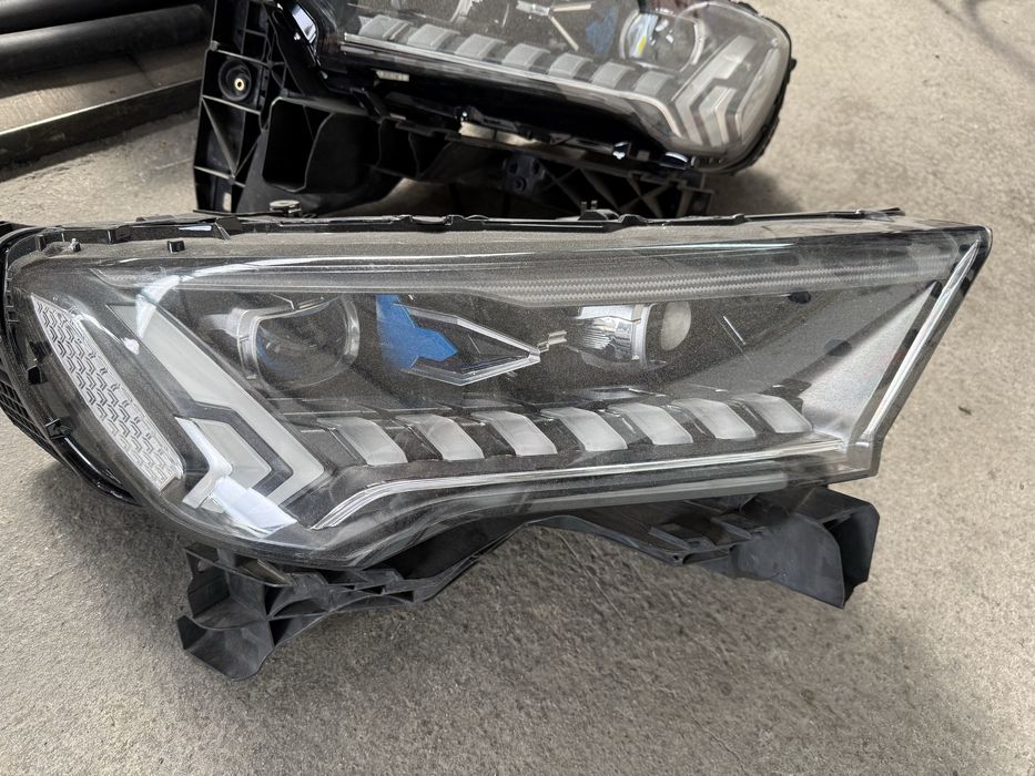 Audi Q7/SQ7 Matrix Led Фарове Комплект
