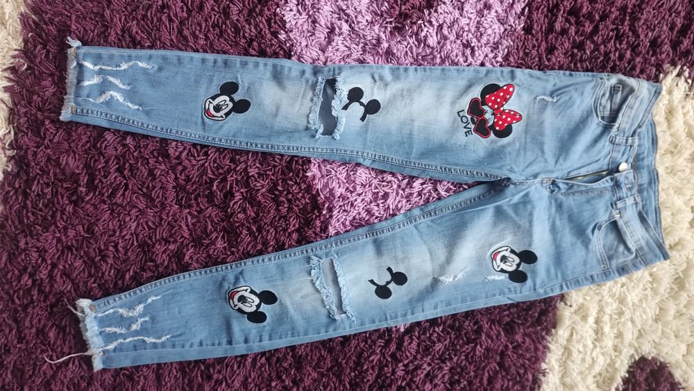 Blugi dama superbi ca noi.