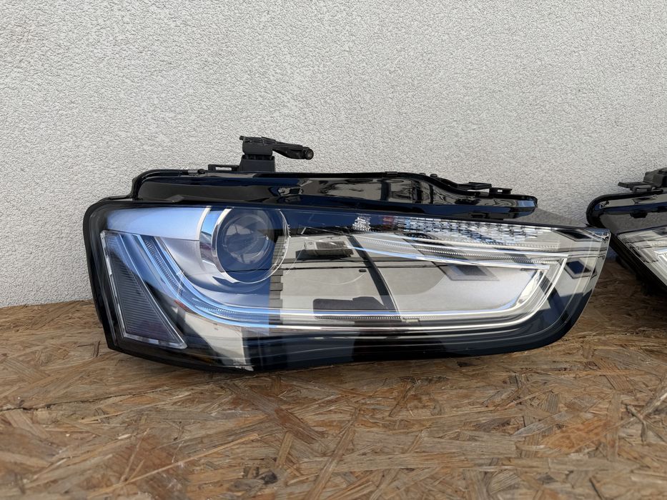 SET Far stanga dreapta Audi A4 B8 B8.5 8K Facelift Xenon + LED Origine