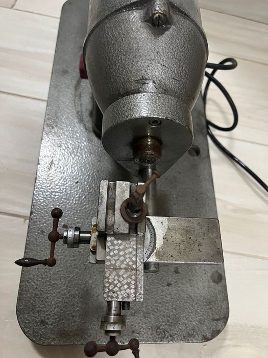 Mini strung funcțional. 5000ron