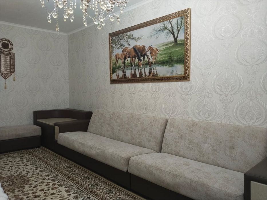 Продам диван угловой