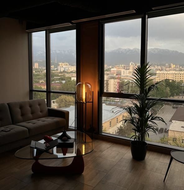 Интерьерная лампа