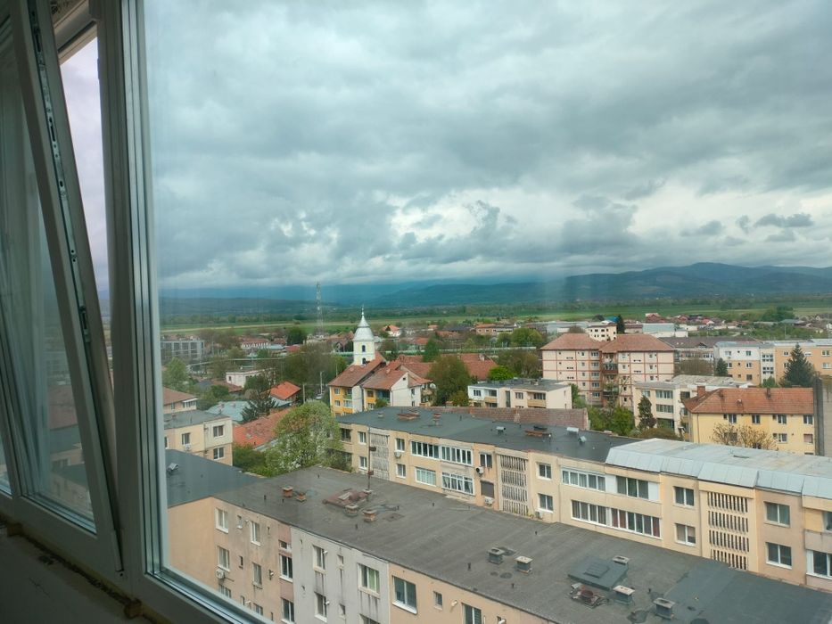 Închiriez apartament 2 camere