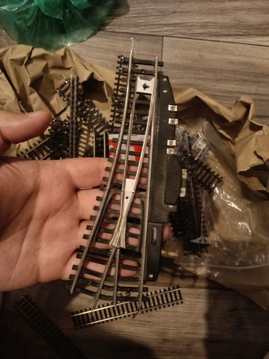 Șine piko diorama scara H0 in stare f buna + macaze