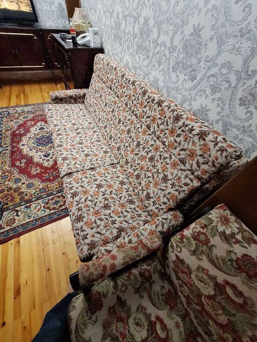 Срочно! Диван раскладной производство Чехословакия