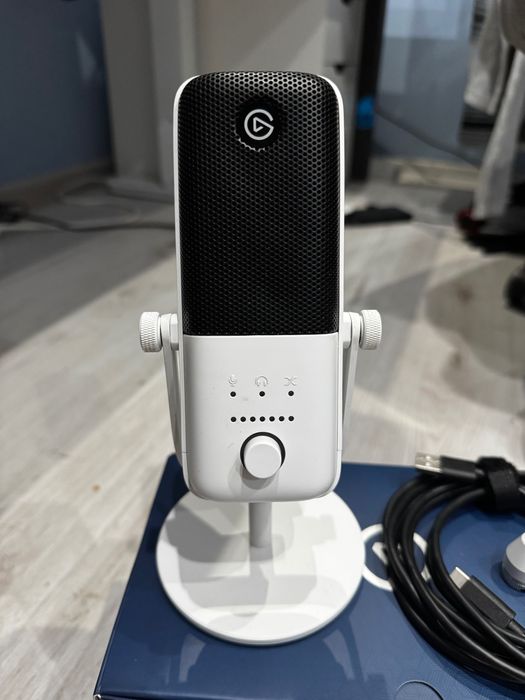 Elgato Wave:3 бял микрофон