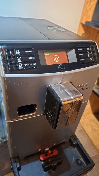 Aparat de cafea cu boabe Saeco.Minuto  cappucino defect