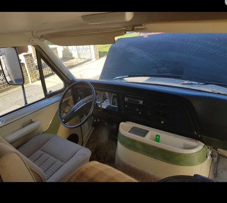 FORD Кемпер  FORD HOWK  V8 1979