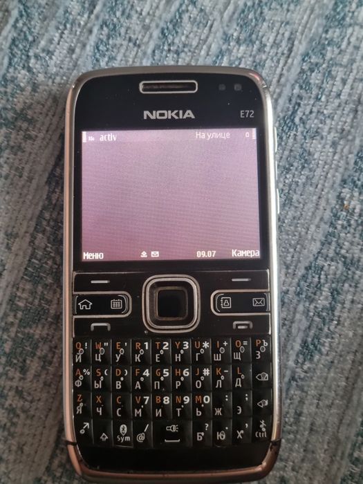 Продам нокиа е 72