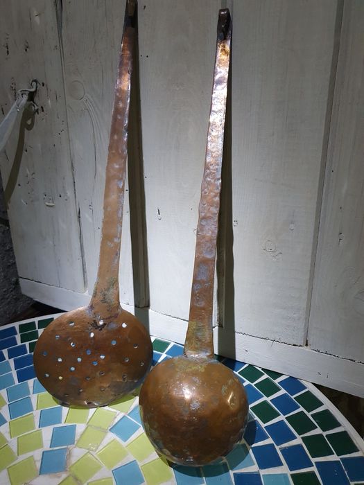 Стари медни черпаци