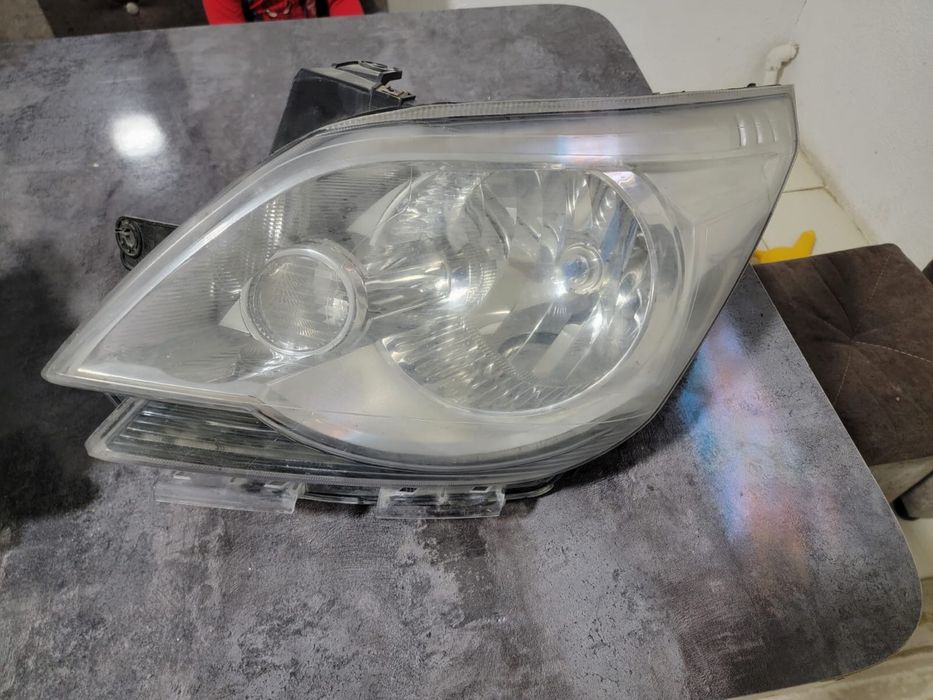 Продам фары от кобальта