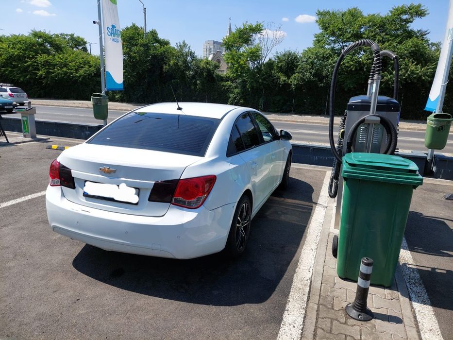 Vând Chevrolet Cruze 2011 – benzină + GPL, 1.6