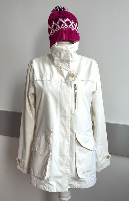 Хубаво дамско яке Peakperformance