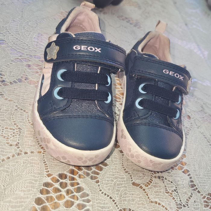 Pantofi Geox sport roz si bleomarin din piele nr 20