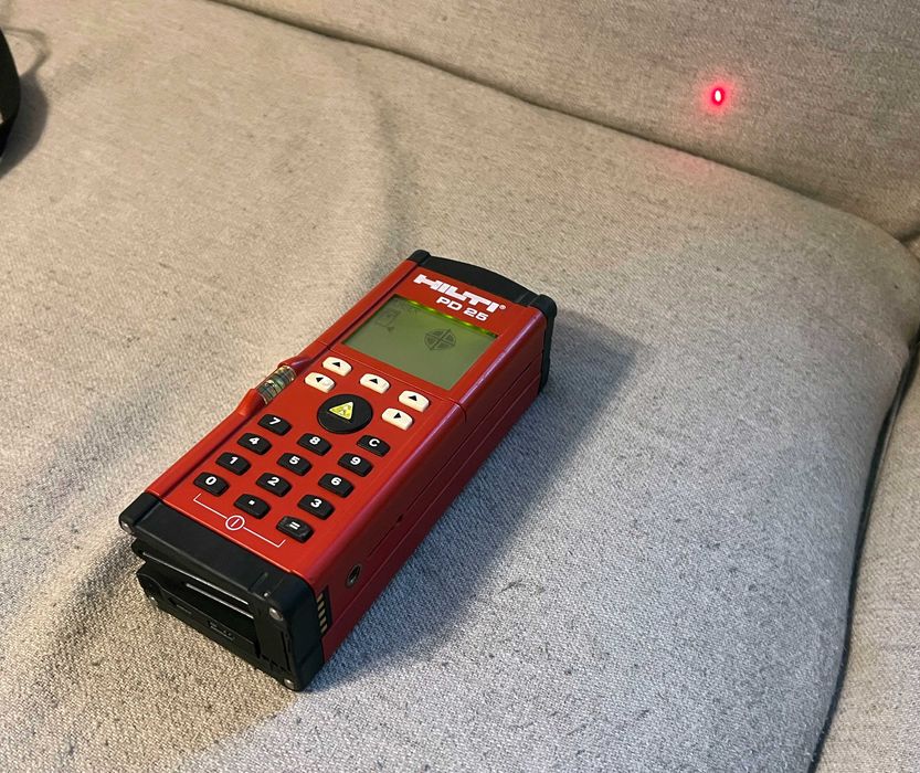 Telemetru laser Hilti PD 25 distanta profesional cu husa
