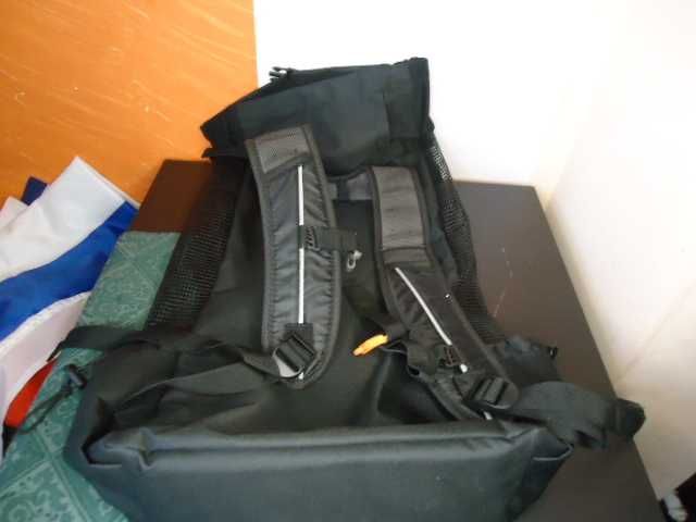 Дрехи за малко куче, рокля ,нагръдник,дъждобран,раница AMELIA NEST