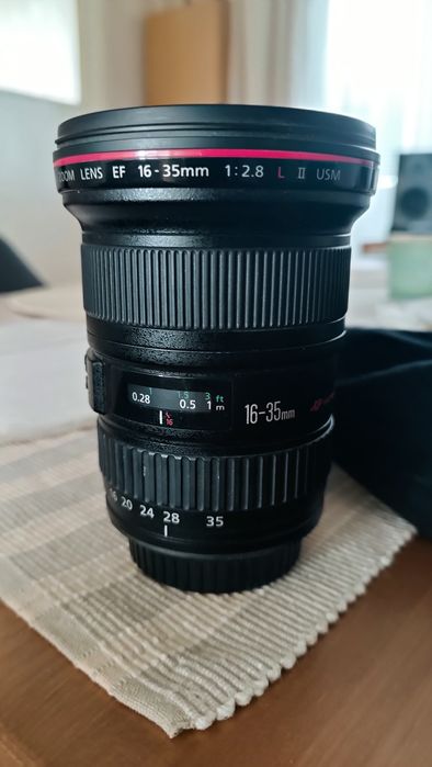 Canon EF 16-35mm f/2.8L II USM