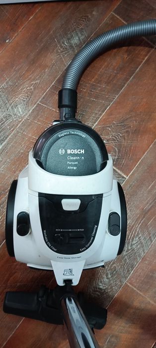 Продам пылесос Bosch