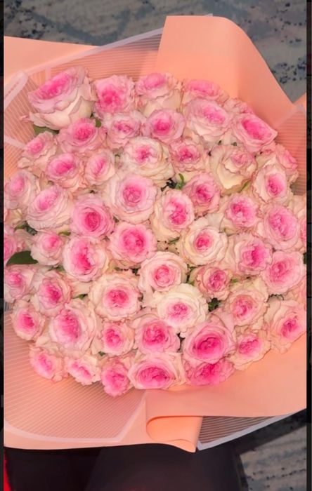 Букеты цветов роза