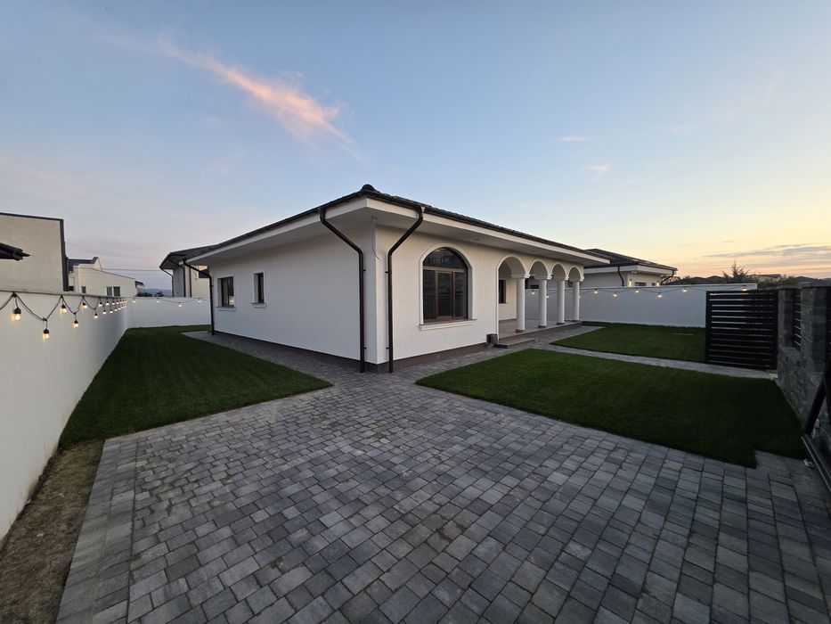 Vand casa parter Pepinierii, Valea Adanca