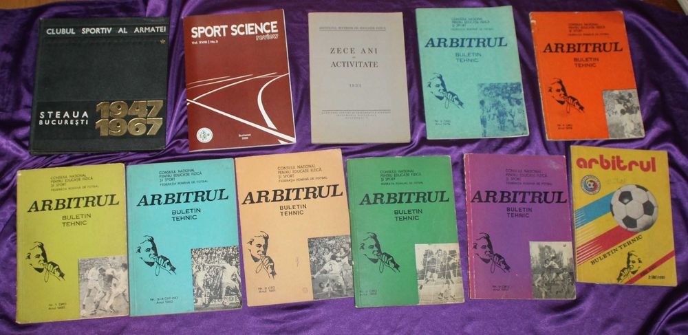65 carti sport fotbal educatie fizica Steaua karate antrenament