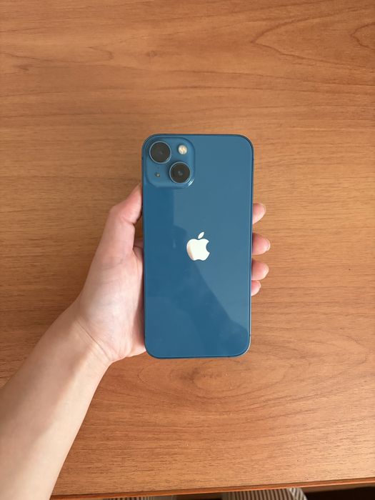 продаю iphone 13