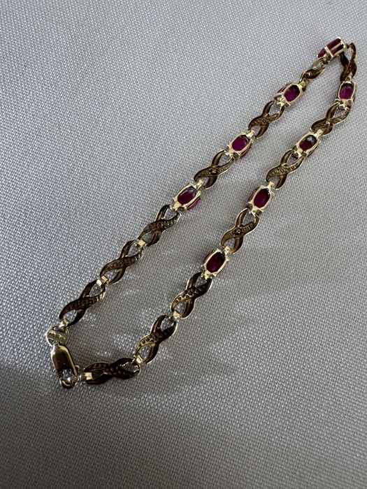 Bratara din aur, diamante si rubine