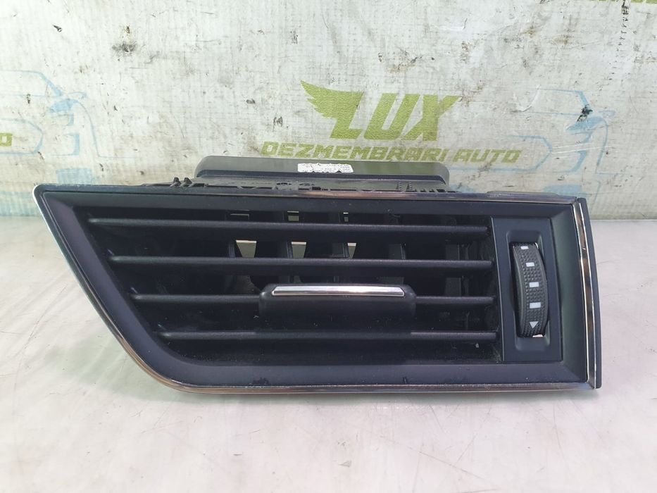 Grila ventilatie bord 3v0819702c Skoda Superb 3 (facelift) (2019 - 2023)