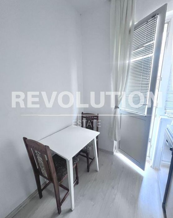 Дава се под наем Тристаен апартамент в Варна, Генералите - 120 кв.м за 598.23 € - Снимка #5