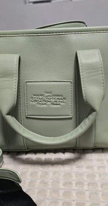 Нова.  Marc Jacobs The Leather Mini Tote Bag