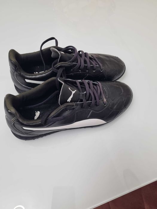 Adidasi fotbal Puma teren sintetic nr. 38,5