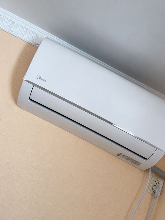 Сплит система с внешним блоком Midea