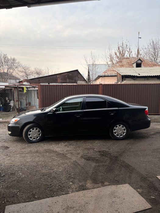 Продам camry 2002