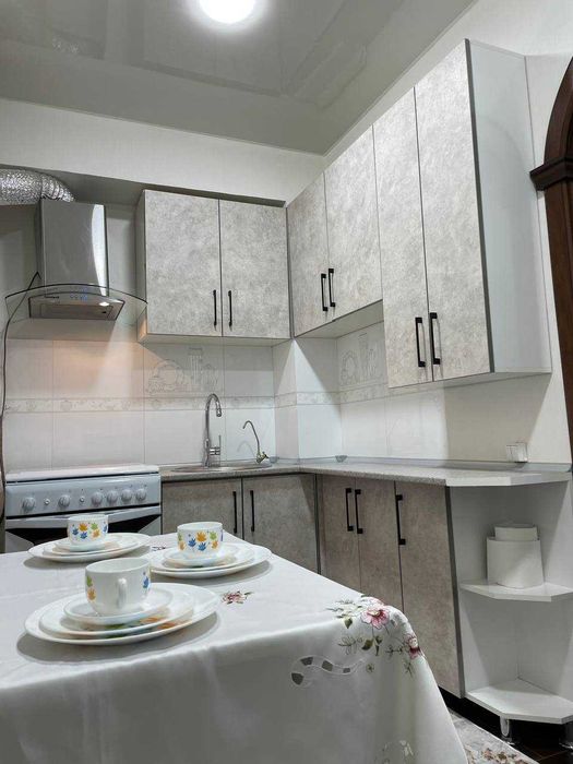 (Добрый) ЦУМ, 82 м², 3/2/4, Просторная квартира