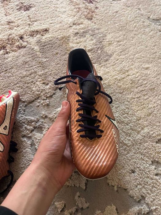 Футболни обувки Nike mercurial 38.5