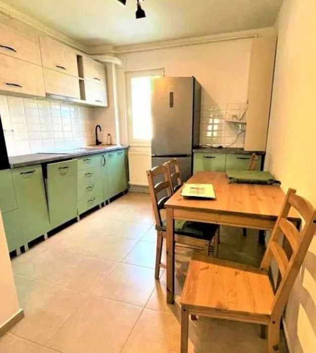 Дава се под наем Двустаен апартамент в Пловдив, Остромила - 64 кв.м за 234.6 € - Снимка #2