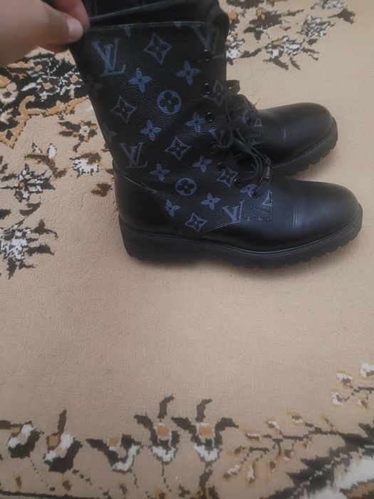 Обувь. Кожанная,