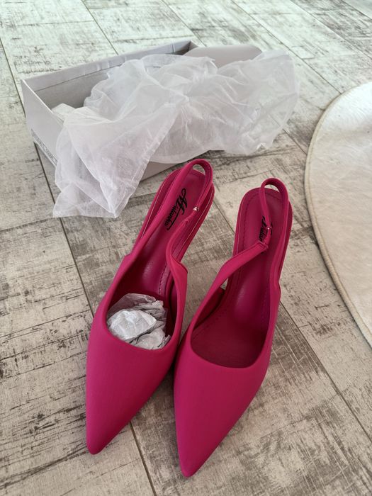 Високи токчета дамски