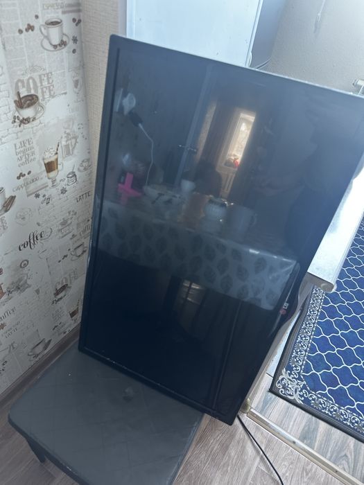 Телевизор LG 81 см.