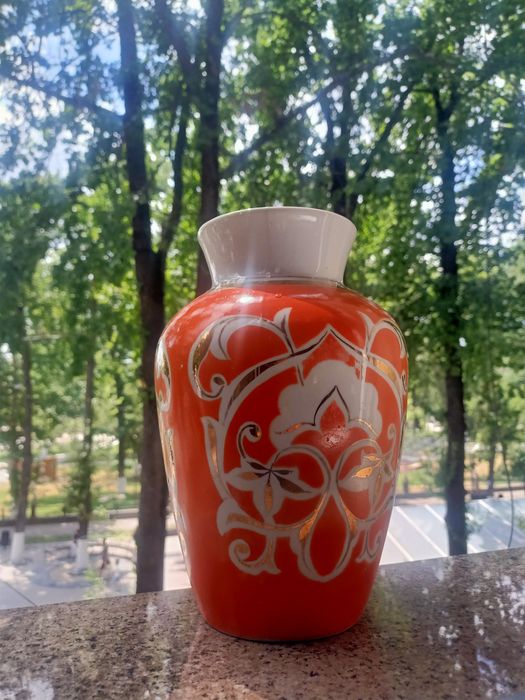 Продам цветочные вазы