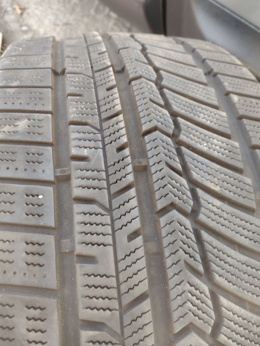 Единична 225/35/19 Fortuna dot3211