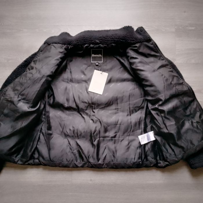 Куртка  Bench. Размер L/48-50. Оригинал.