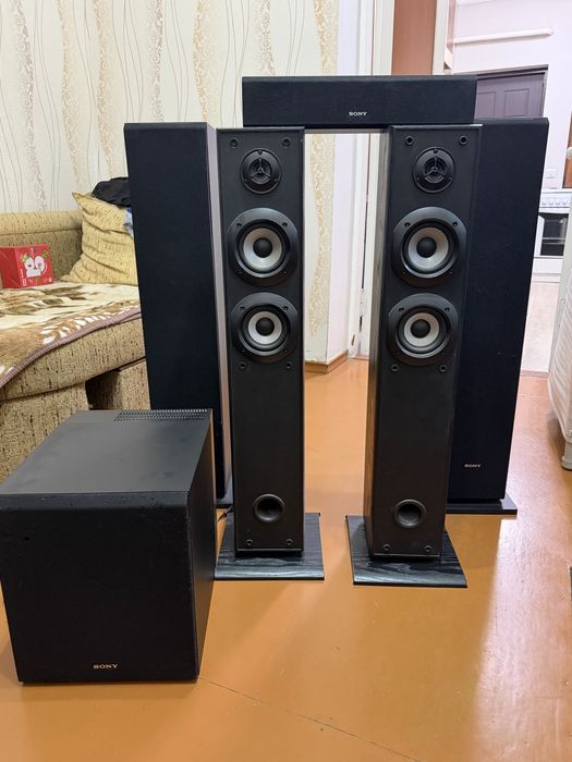 Колонки Sony и сабвуфер для домашнего кинотеатра