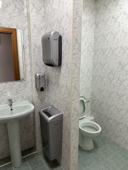 Дава се под наем Офис в Пловдив, Индустриална зона - Тракия - 500 кв.м за 5000 € - Снимка #8