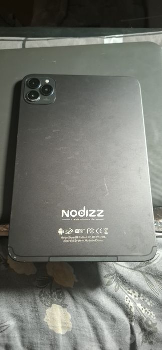 Planshet nodizz sotiladi