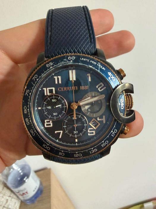 Продам часы CERRUTI 1881