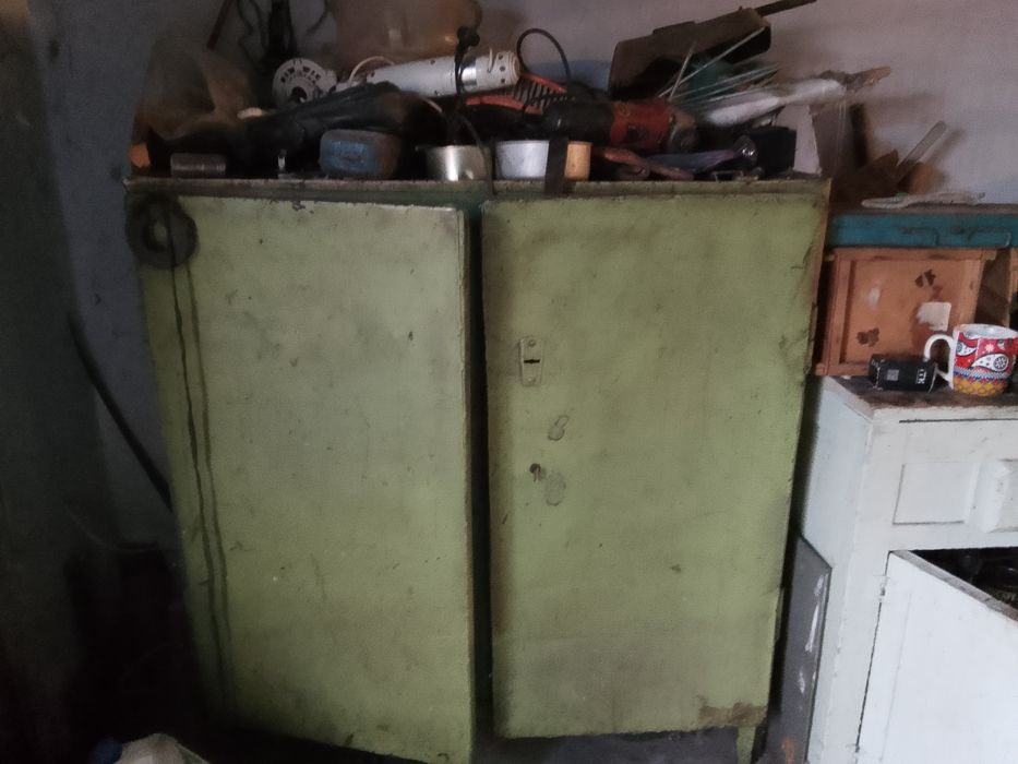 Продам  сейф Совдепавский