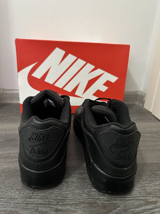 100% Оригинални!! Мъжки черни кожени маратонки Nike Air Max 90 Leather